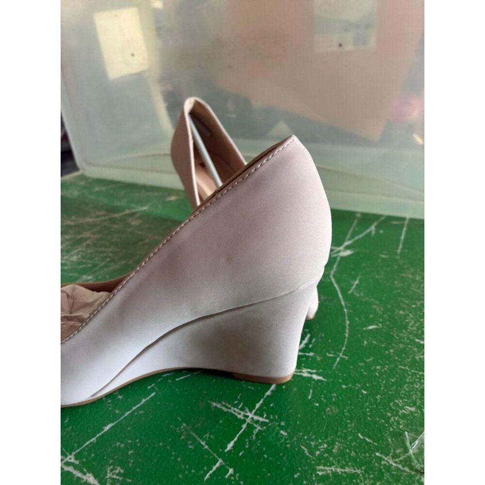 Nude Closed Toe Low Heel Pointed Toe Wedge Shoes, Size 6, SL1-190S001 - Picture 4 of 5